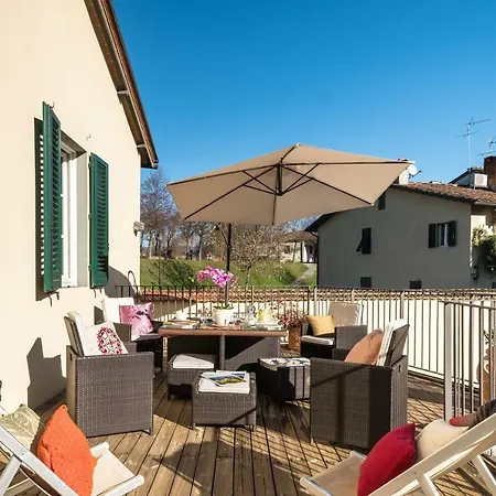 Tornese With Private Parking And Terrace Appartement